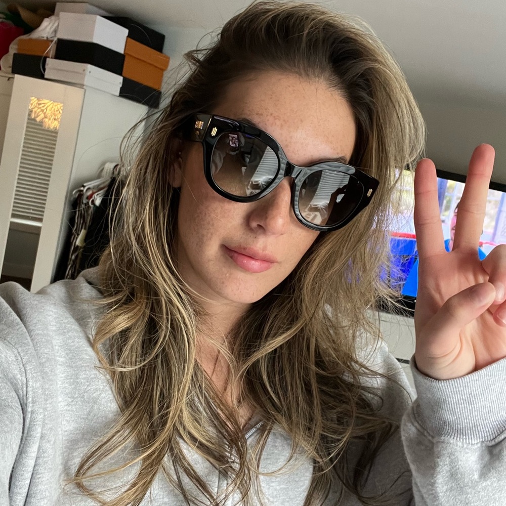 Fendi Roma Sunglasses - Picture 12 of 12